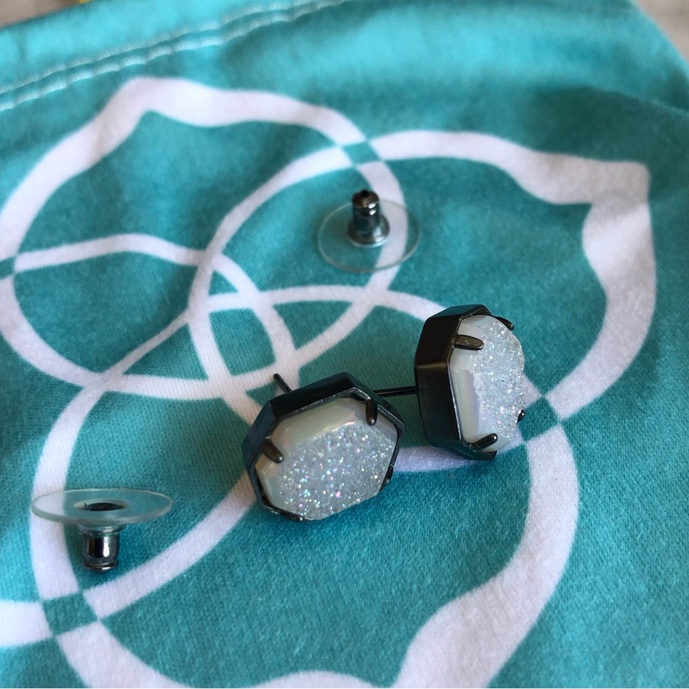 Kendra Scott Iridescent White Druzy Octagon Stud Earrings in Gunmetal